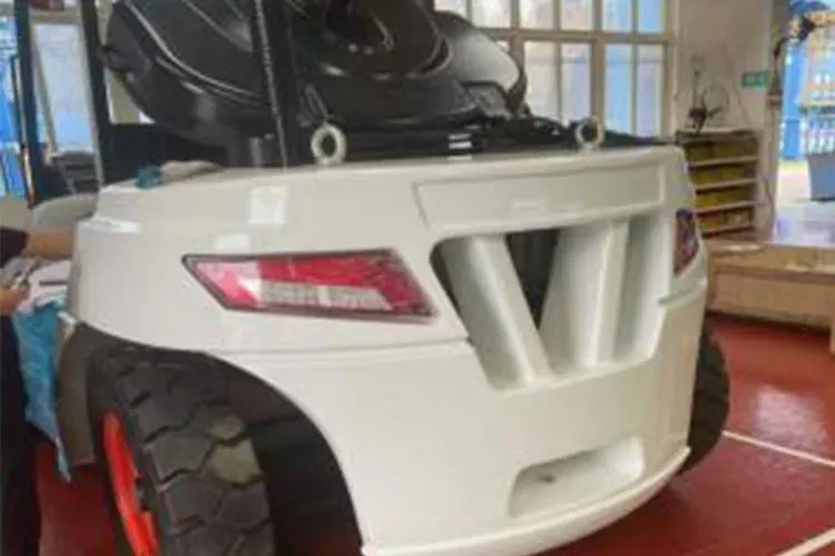 كيف يمكن لأوزان الصابورة البحرية تحسين استقرار السفينة وسلامتها؟